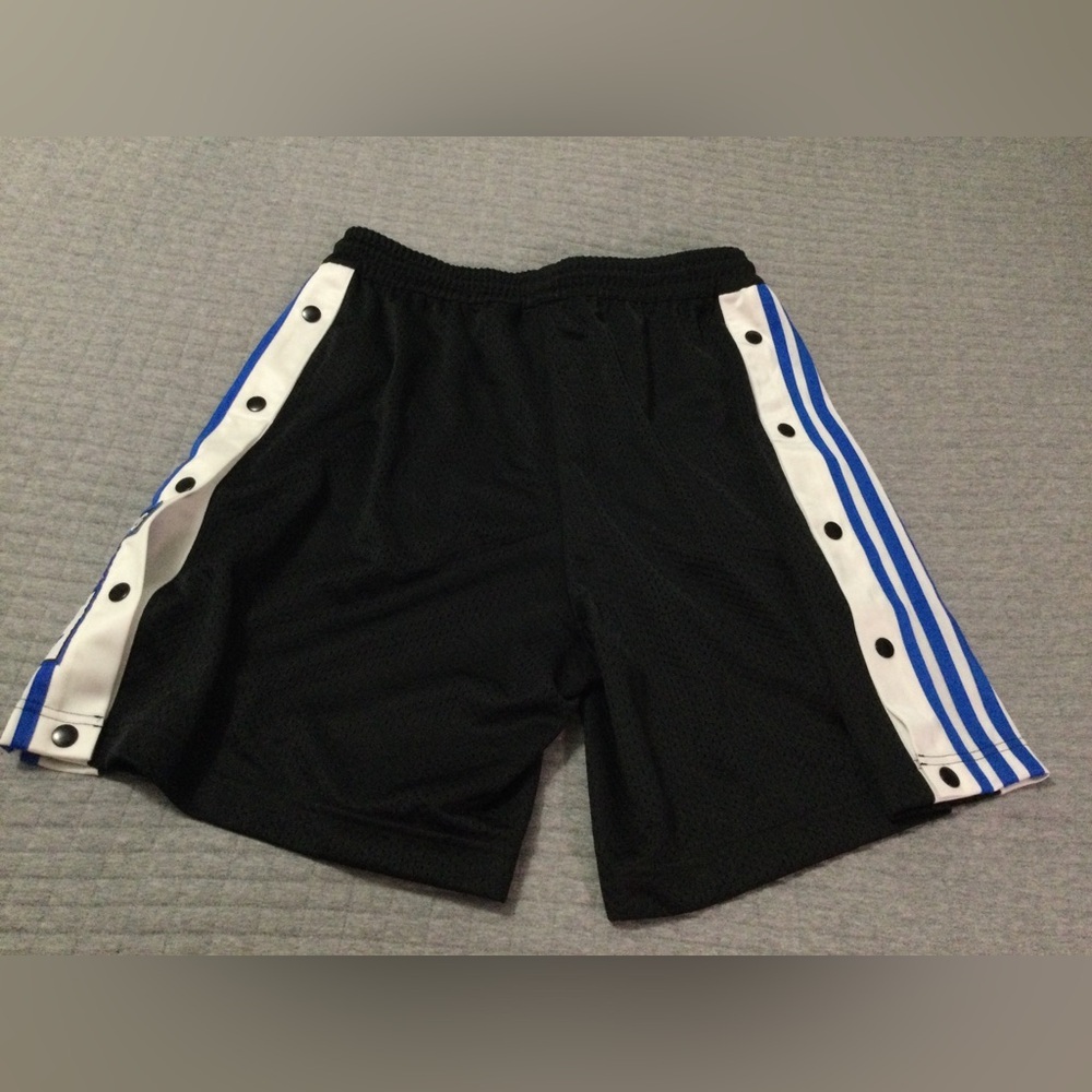 Adidas Women’s Original Mesh Shorts - Picture 3 of 7